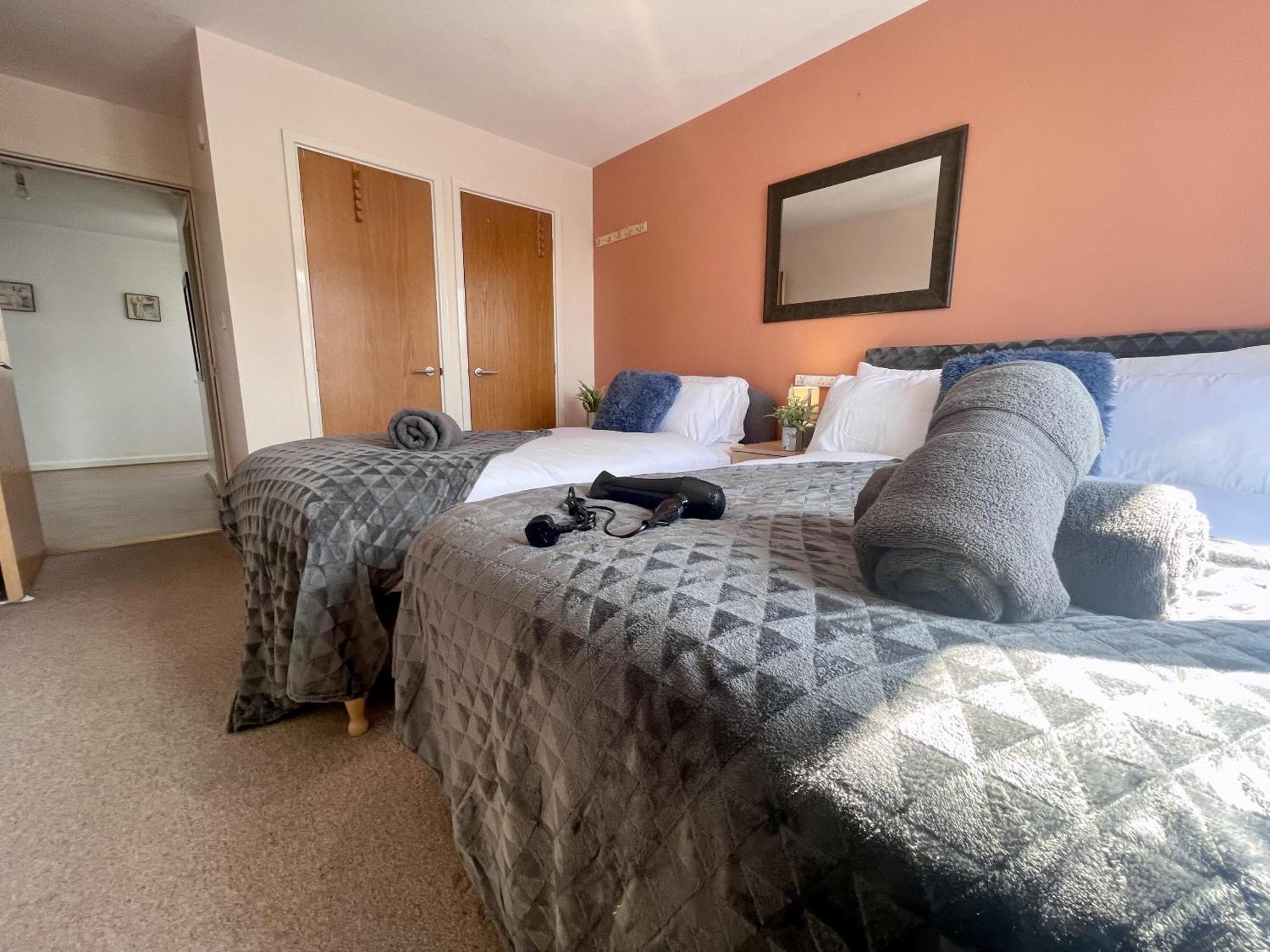 Hk Life Serviced Apartment , City Centre Swindon Exterior foto